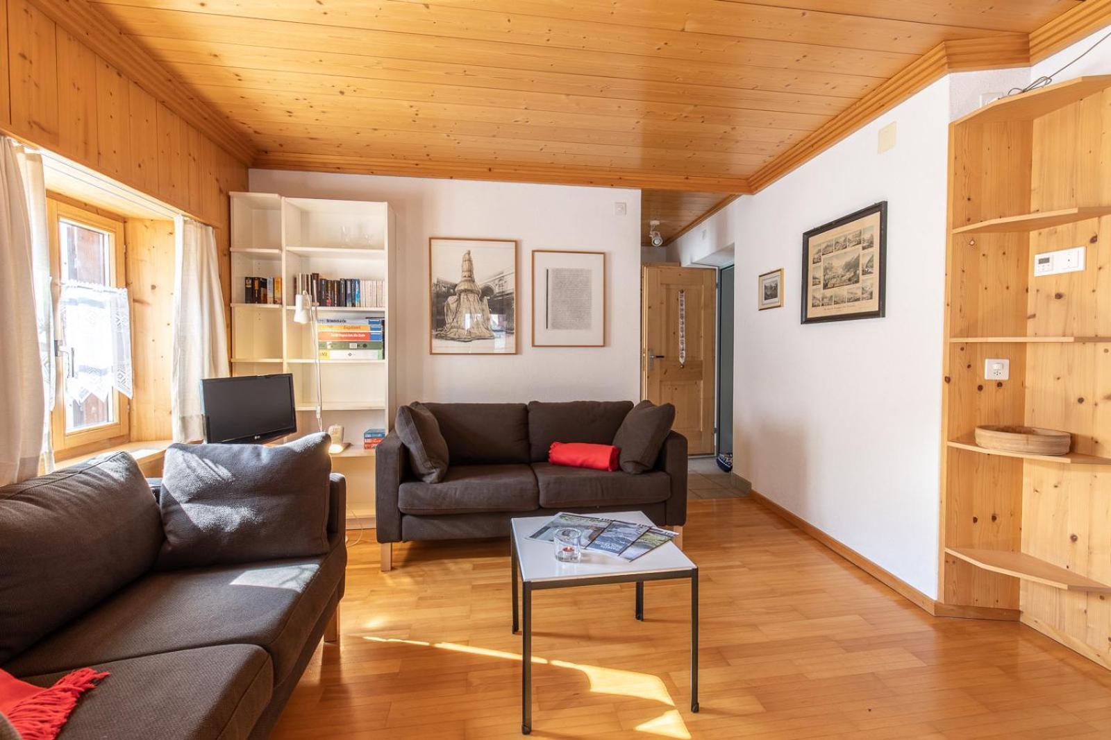 Chasa Tredeschin Apartment Scuol Exterior foto